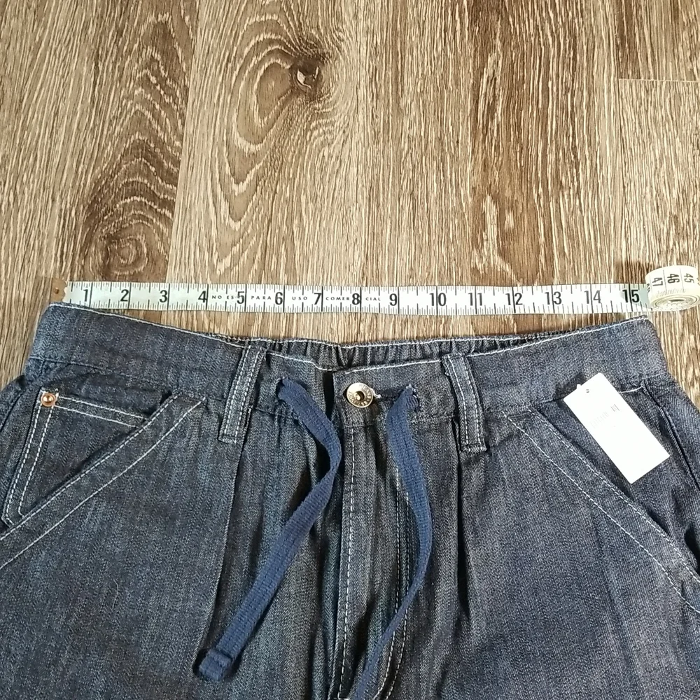 Gap Blue Denim Minimalist Pleated Drawstring Jean Jhort Shorts NWT Size Small